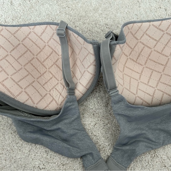 Victorias Secret Uplift Semi Demi - Picture 6 of 10